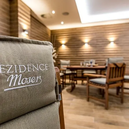 Rezidence Moser アパート *